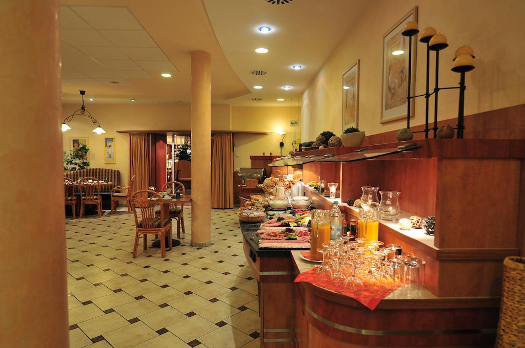 Akzent Hotel Stadt Schluechtern ***S Extérieur photo